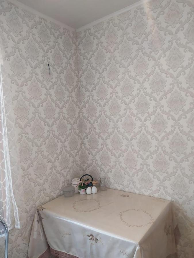 Квартира В Гаграх Apartment ภายนอก รูปภาพ