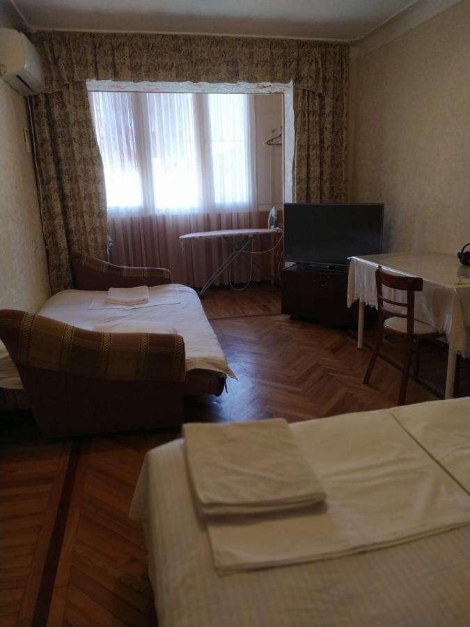 Квартира В Гаграх Apartment ภายนอก รูปภาพ
