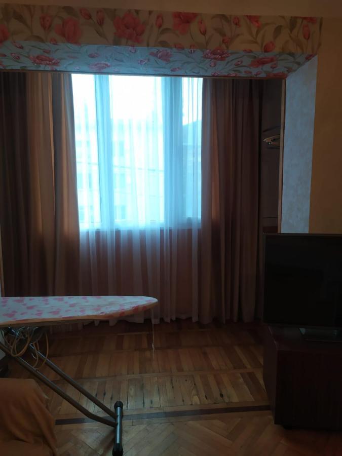 Квартира В Гаграх Apartment ภายนอก รูปภาพ